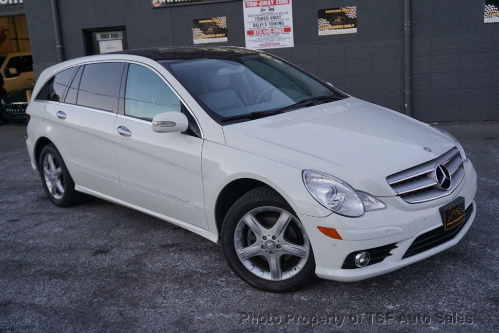 2008 Mercedes-Benz R-Class R350 4dr 3.5L 4MATIC REAR DVD PANO ROOF NAVI REAR CAMERA 3RD ROW - 22739702 - 0