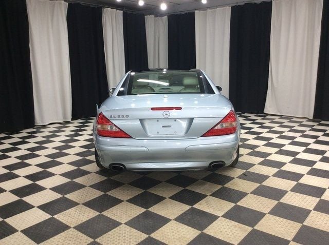 2008 Mercedes-Benz SL-Class SL550 2dr Roadster 5.5L V8 - 22591110 - 4