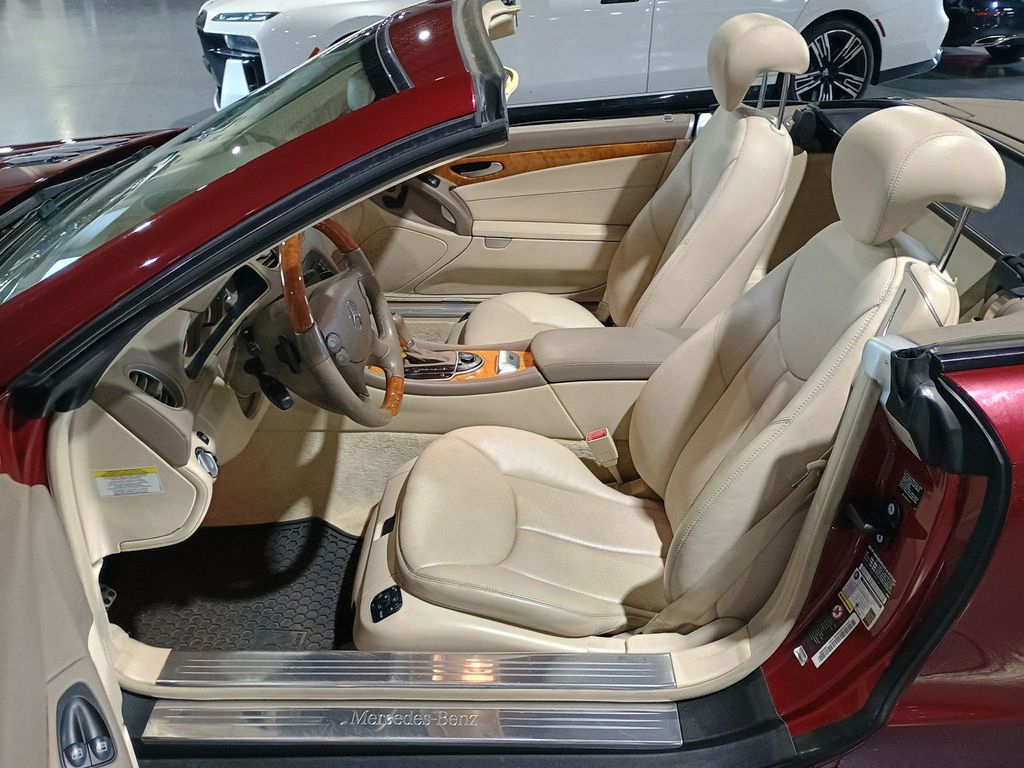 2008 Mercedes-Benz SL-Class SL550 2dr Roadster 5.5L V8 AMG Sport Clean Carfax - 23022366 - 15