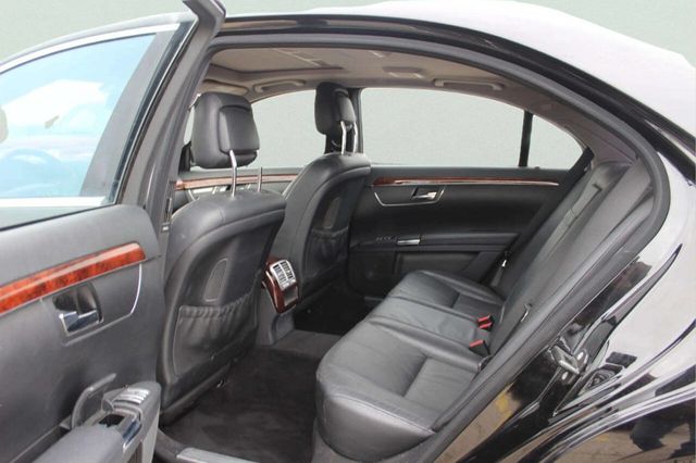 2008 Mercedes-Benz S-Class S550 4dr Sedan 5.5L V8 4MATIC - 23021988 - 7