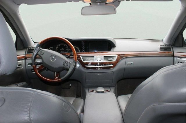 2008 Mercedes-Benz S-Class S550 4dr Sedan 5.5L V8 4MATIC - 23021991 - 7