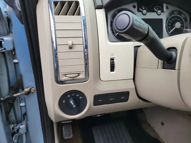 2008 Mercury Mariner Premier Sport Utility 4D - 23020855 - 26