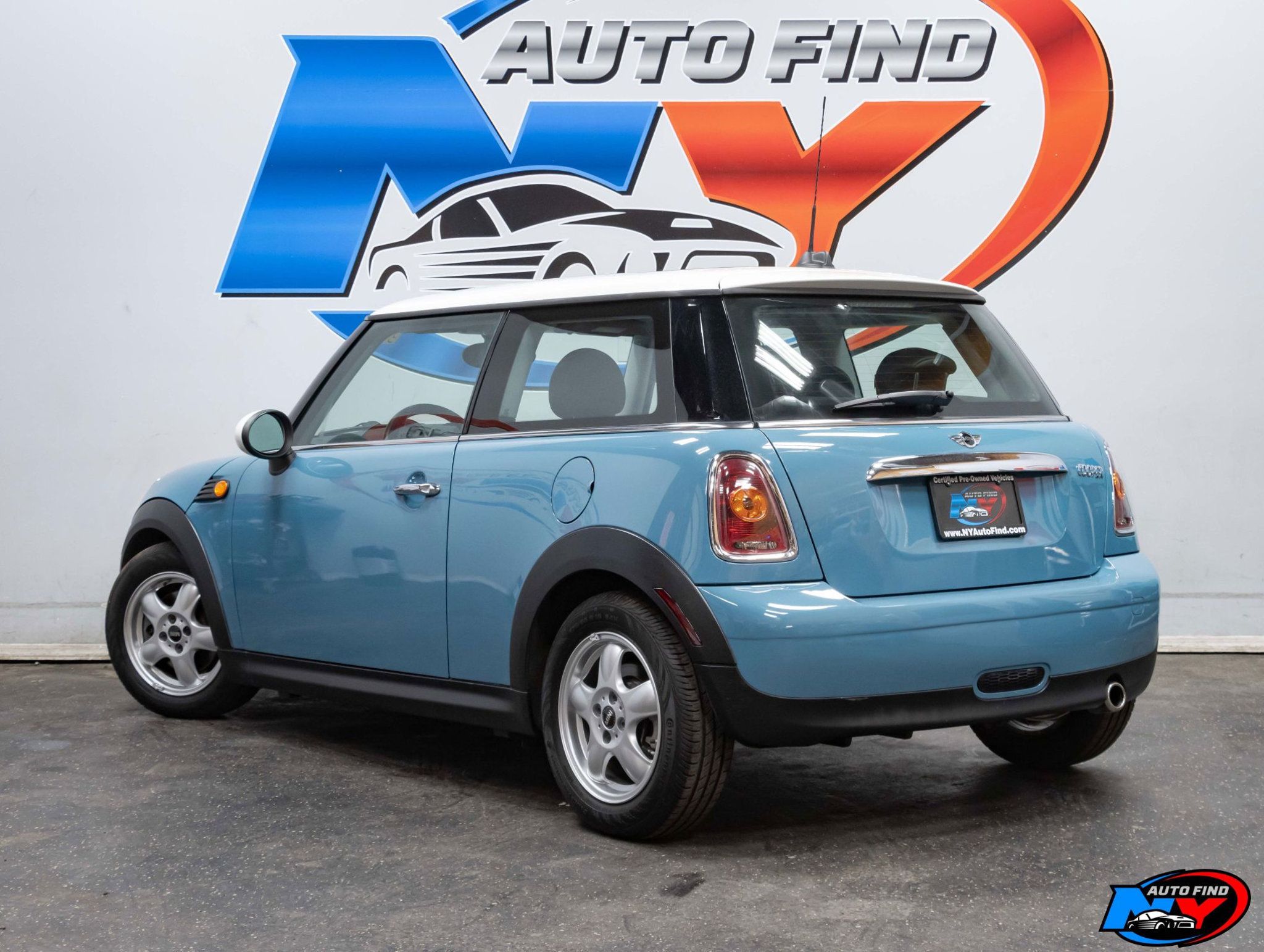 2008 Mini Cooper Hardtop 2 Door photo 4