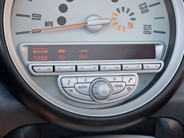 2008 MINI Cooper Hardtop 2 Door Cold Weather / Panoramic Roof - 23050104 - 13
