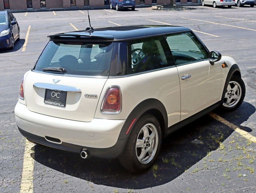 2008 MINI Cooper Hardtop 2 Door Cold Weather / Panoramic Roof - 23050104 - 2