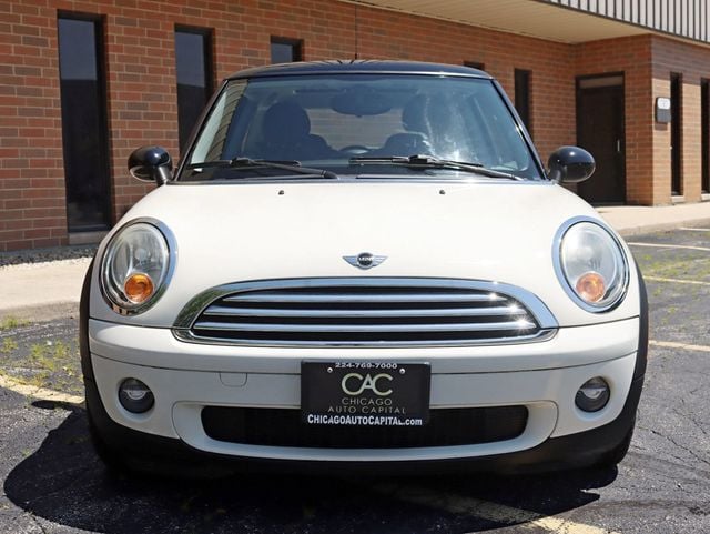 2008 MINI Cooper Hardtop 2 Door Cold Weather / Panoramic Roof - 23050104 - 4