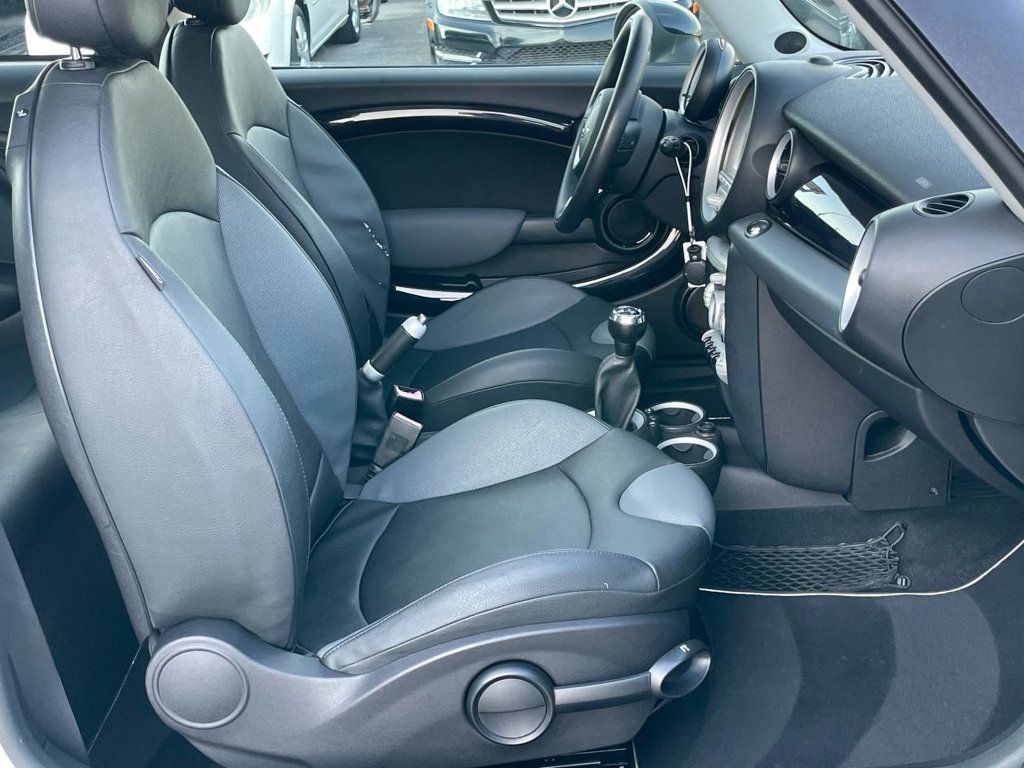 2008 Mini Cooper S Hardtop 2 Door photo 8