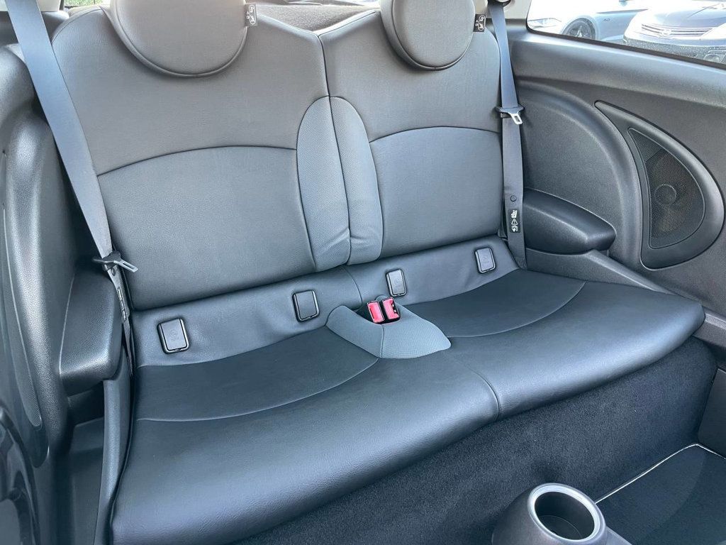2008 Mini Cooper S Hardtop 2 Door photo 10