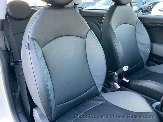 2008 MINI Cooper S Hardtop 2 Door 2008 MINI COOPER S 2D HATCHBACK 6-SPEED MANUAL 615-730-9991 - 22912556 - 16