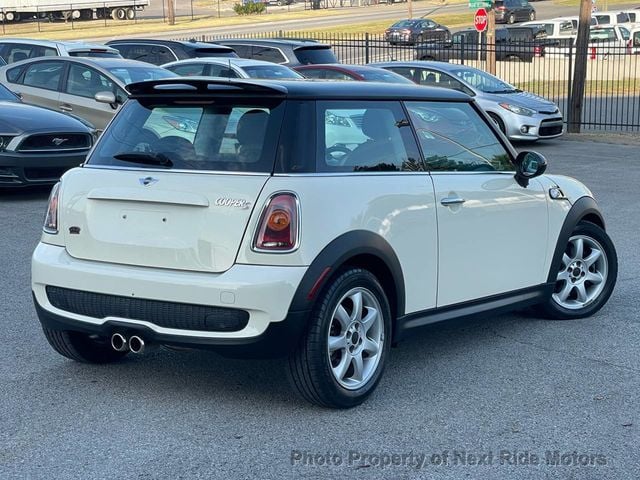 2008 MINI Cooper S Hardtop 2 Door 2008 MINI COOPER S 2D HATCHBACK 6-SPEED MANUAL 615-730-9991 - 22912556 - 24