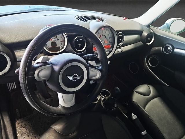 2008 MINI Cooper S Hardtop 2 Door CLEAN CARFAX, DYNAMIC STABILITY CTRL, WHITE BONNET STRIPES - 23004275 - 9