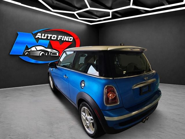 2008 MINI Cooper S Hardtop 2 Door CLEAN CARFAX, DYNAMIC STABILITY CTRL, WHITE BONNET STRIPES - 23004275 - 5