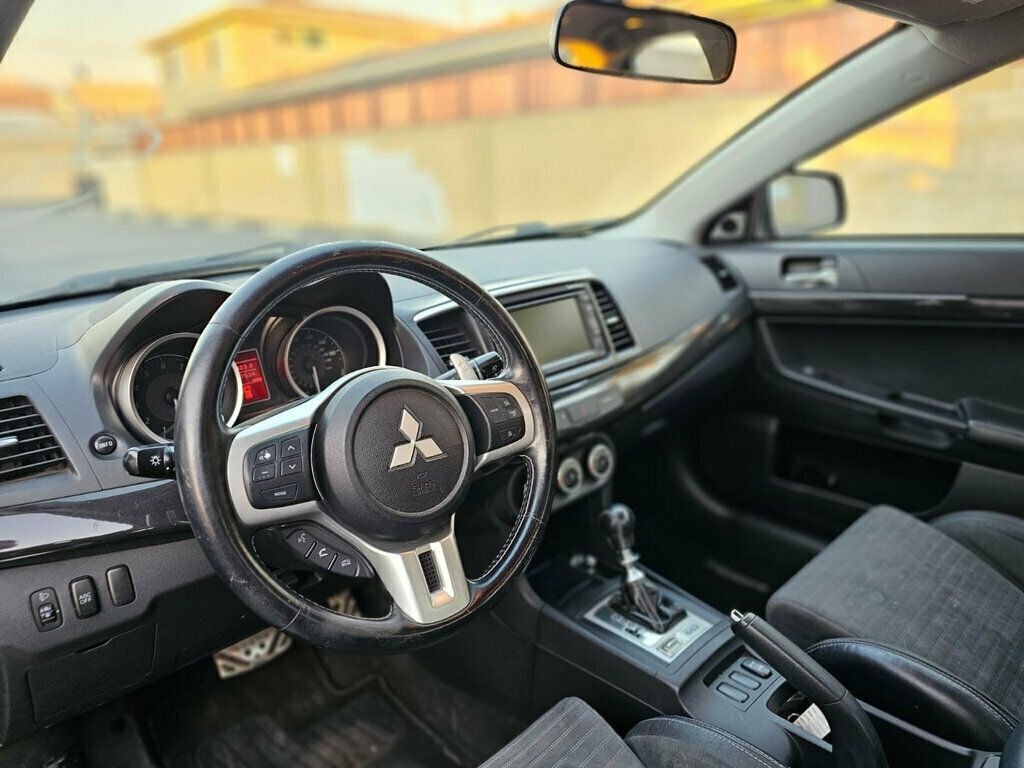 2008 Mitsubishi Lancer Evolution MR photo 15