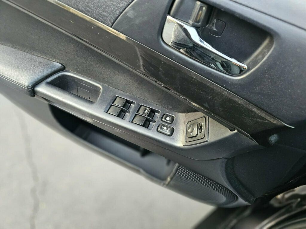 2008 Mitsubishi Lancer Evolution MR photo 23