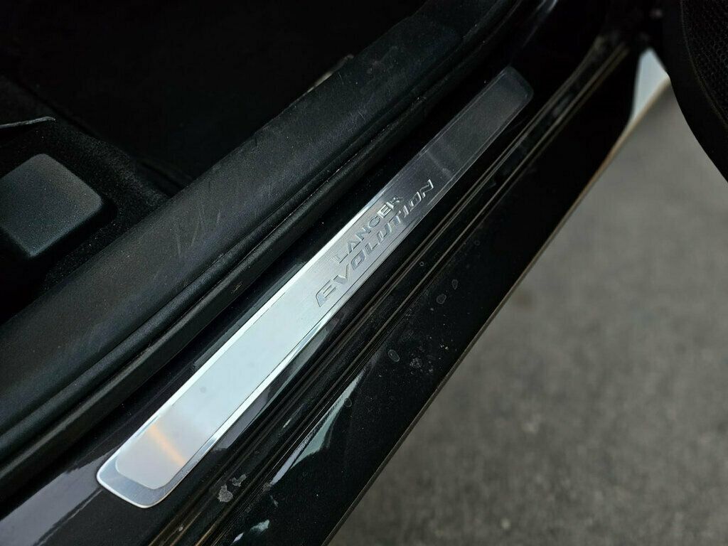 2008 Mitsubishi Lancer Evolution MR photo 30