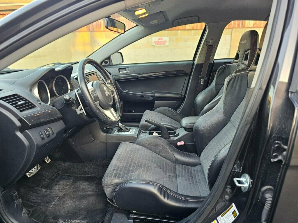 2008 Mitsubishi Lancer Evolution MR photo 9