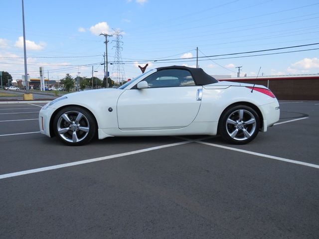 2008 Nissan 350Z 2dr Roadster Automatic Touring - 22902241 - 0