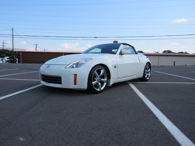 2008 Nissan 350Z 2dr Roadster Automatic Touring - 22902241 - 1