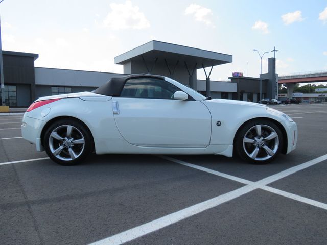 2008 Nissan 350Z 2dr Roadster Automatic Touring - 22902241 - 4