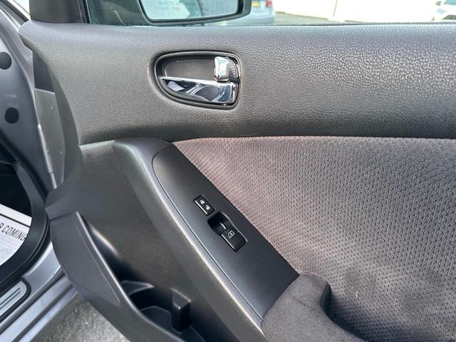 2008 Nissan Altima 3.5 SE 4dr Sedan CVT - 22995514 - 17