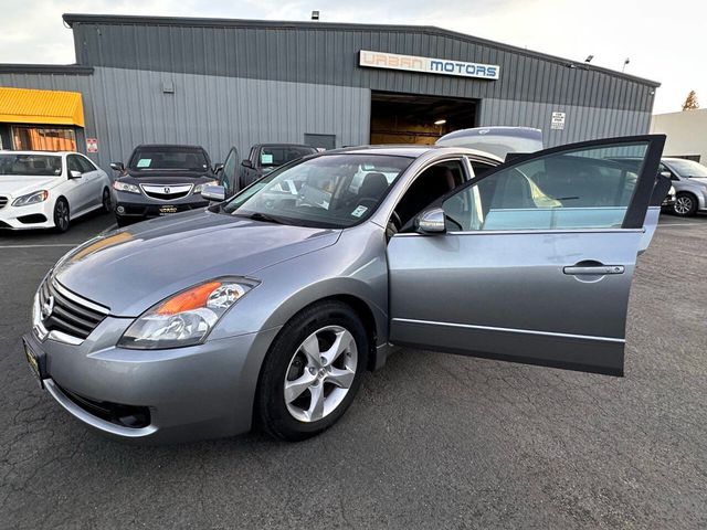2008 Nissan Altima 3.5 SE 4dr Sedan CVT - 22995514 - 23