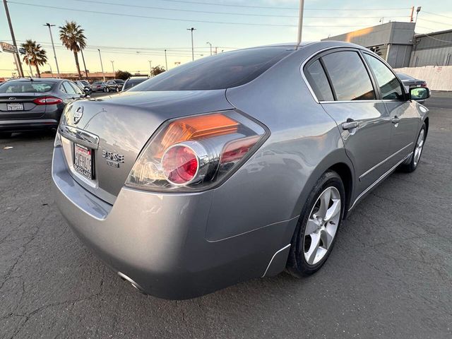 2008 Nissan Altima 3.5 SE 4dr Sedan CVT - 22995514 - 6