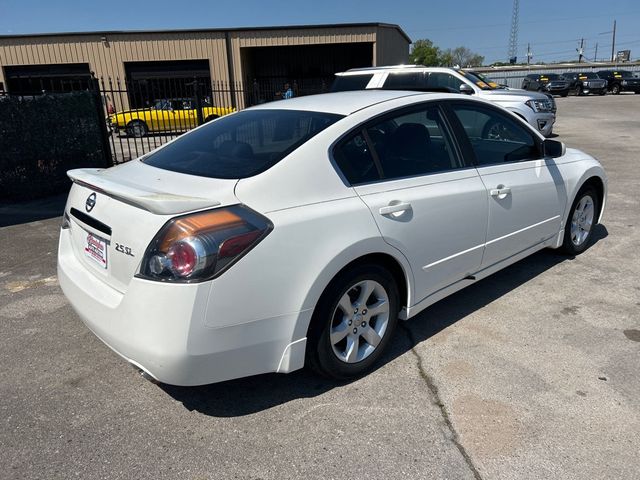 2008 Nissan Altima 4dr Sedan I4 CVT 2.5 SL - 23009805 - 3