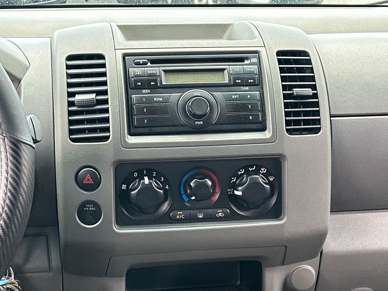 2008 Nissan Frontier 2WD Crew Cab SWB Automatic SE - 23034067 - 15