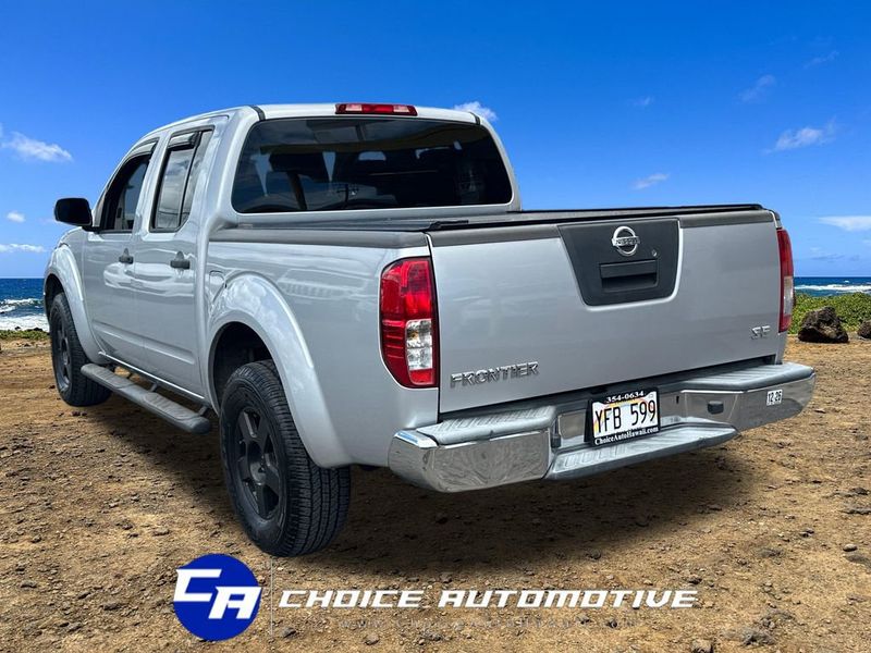 2008 Nissan Frontier 2WD Crew Cab SWB Automatic SE - 23034067 - 4