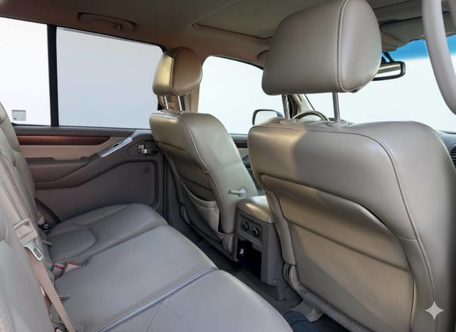 2008 Nissan Pathfinder AWD SUV - Smooth Ride - Comfortable & Reliable - 22934588 - 14