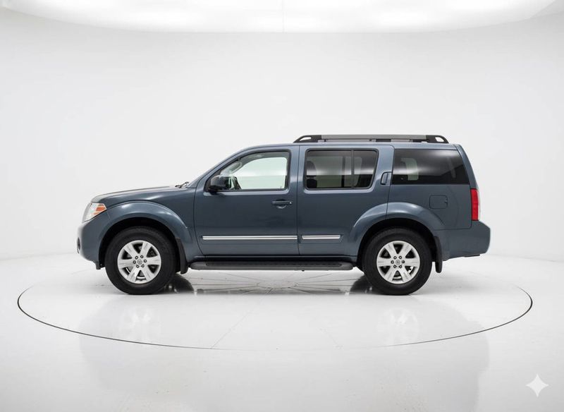 2008 Nissan Pathfinder LE 4x4 4dr SUV - 22934588 - 8
