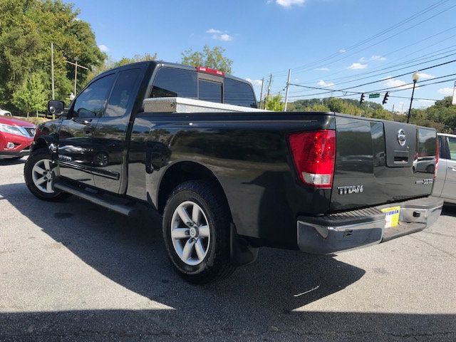 2008 Nissan Titan Crew Cab  - 18166730 - 4