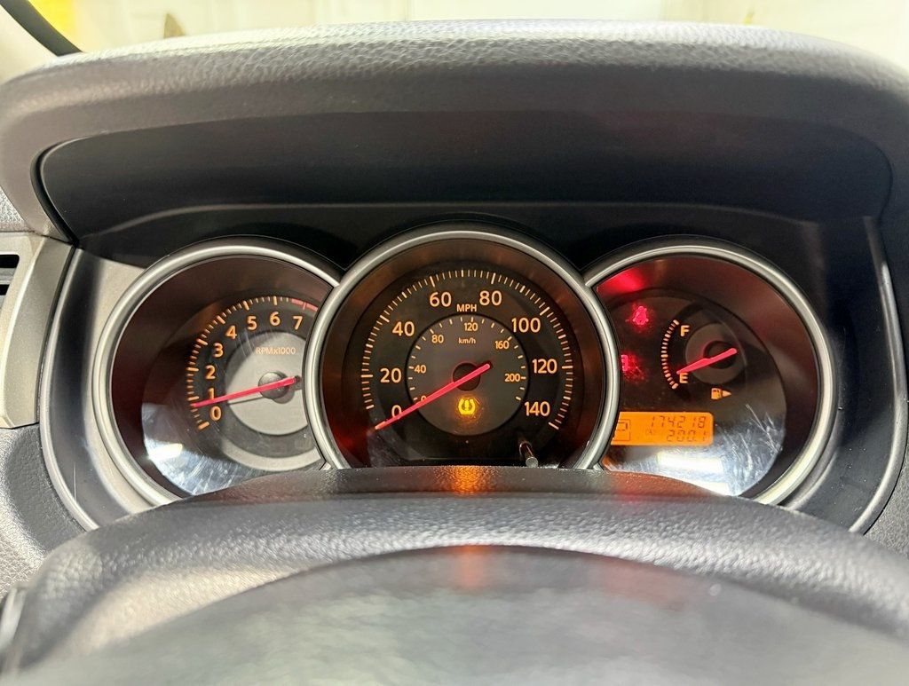 2008 Nissan Versa 5dr Hatchback I4 Automatic 1.8 S - 22941352 - 12