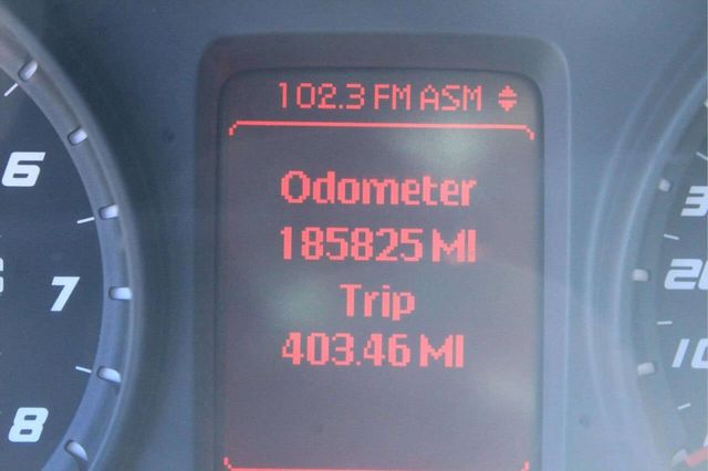 2008 Pontiac G8 4dr Sedan - 23002638 - 6