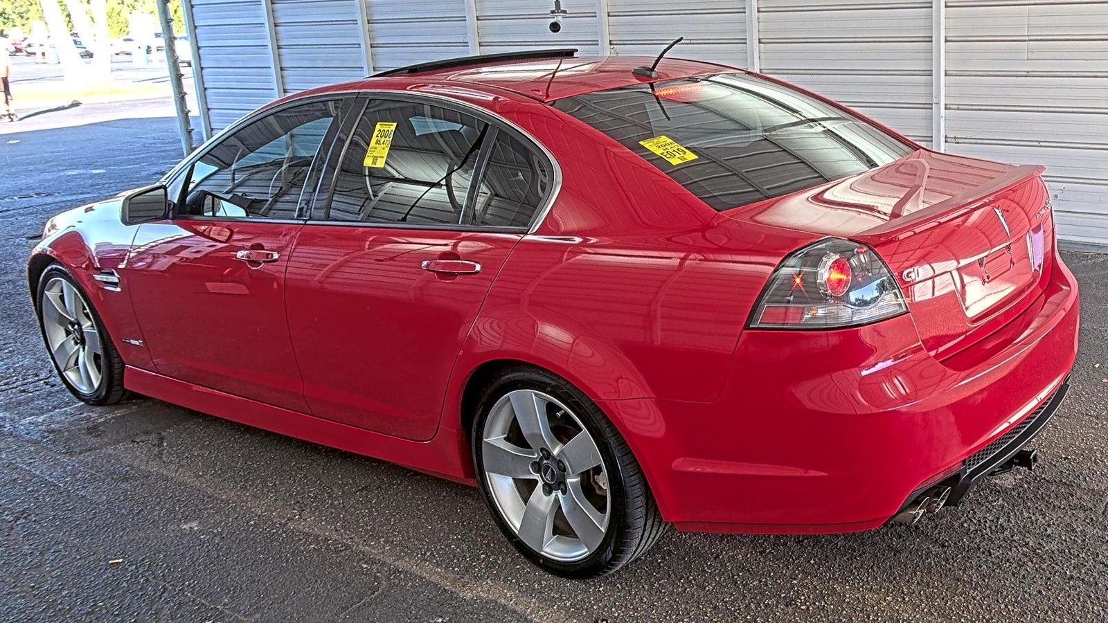 2008 Pontiac G8 GT photo 2