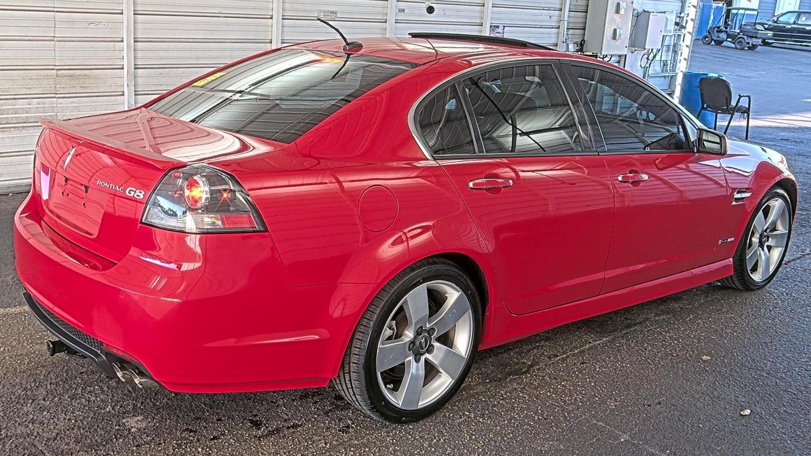 2008 Pontiac G8 GT photo 3