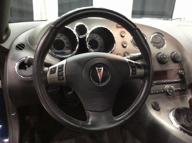2008 Pontiac Solstice 2dr Convertible - 22965689 - 13