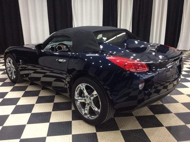 2008 Pontiac Solstice 2dr Convertible - 22965689 - 3