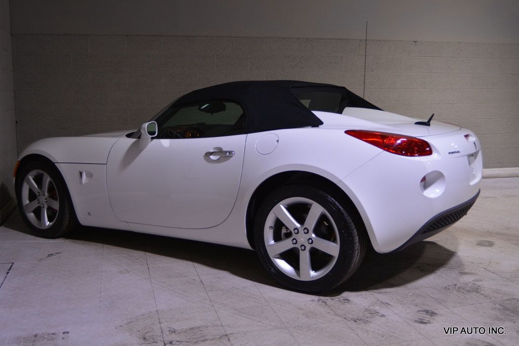 2008 Pontiac Solstice 2dr Convertible - 22902724 - 26