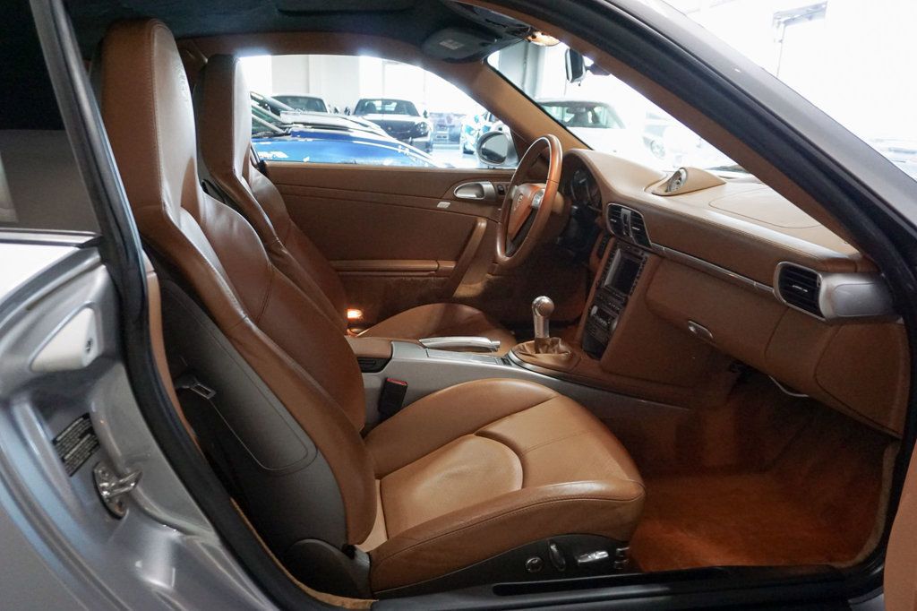 2008 Porsche 911 4S photo 28