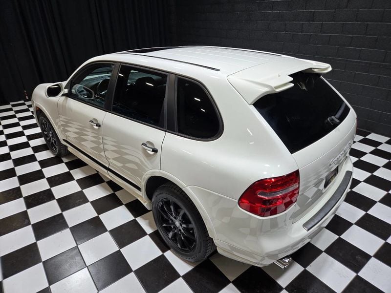 2008 Porsche Cayenne AWD 4dr GTS Tiptronic - 22967403 - 18