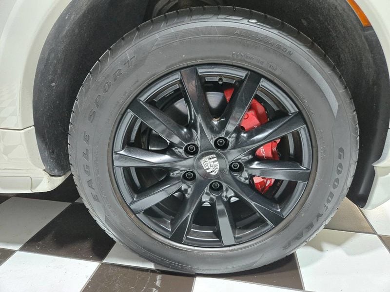 2008 Porsche Cayenne AWD 4dr GTS Tiptronic - 22967403 - 25