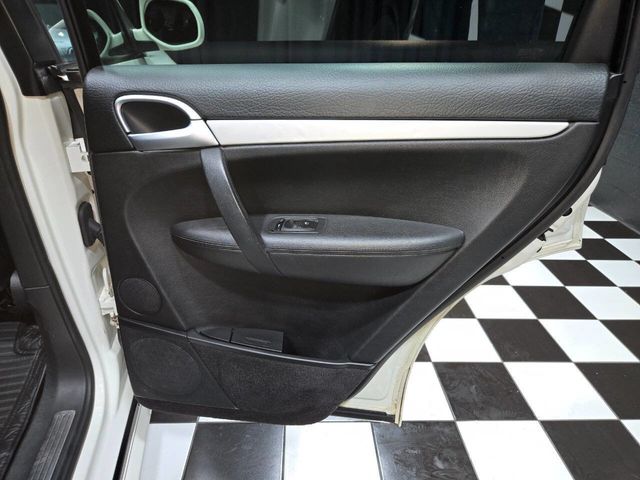 2008 Porsche Cayenne AWD 4dr GTS Tiptronic - 22967403 - 54