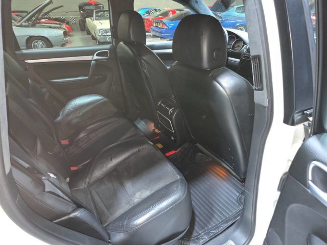 2008 Porsche Cayenne AWD 4dr GTS Tiptronic - 22967403 - 55