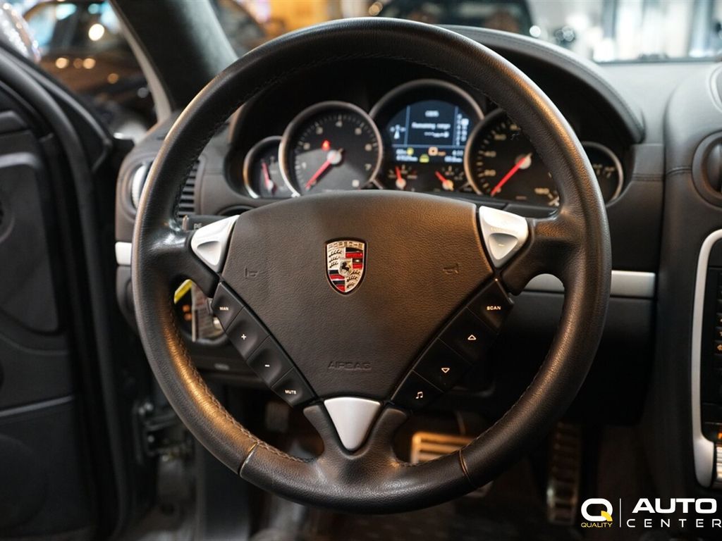 2008 Porsche Cayenne AWD 4dr Turbo - 22959740 - 17