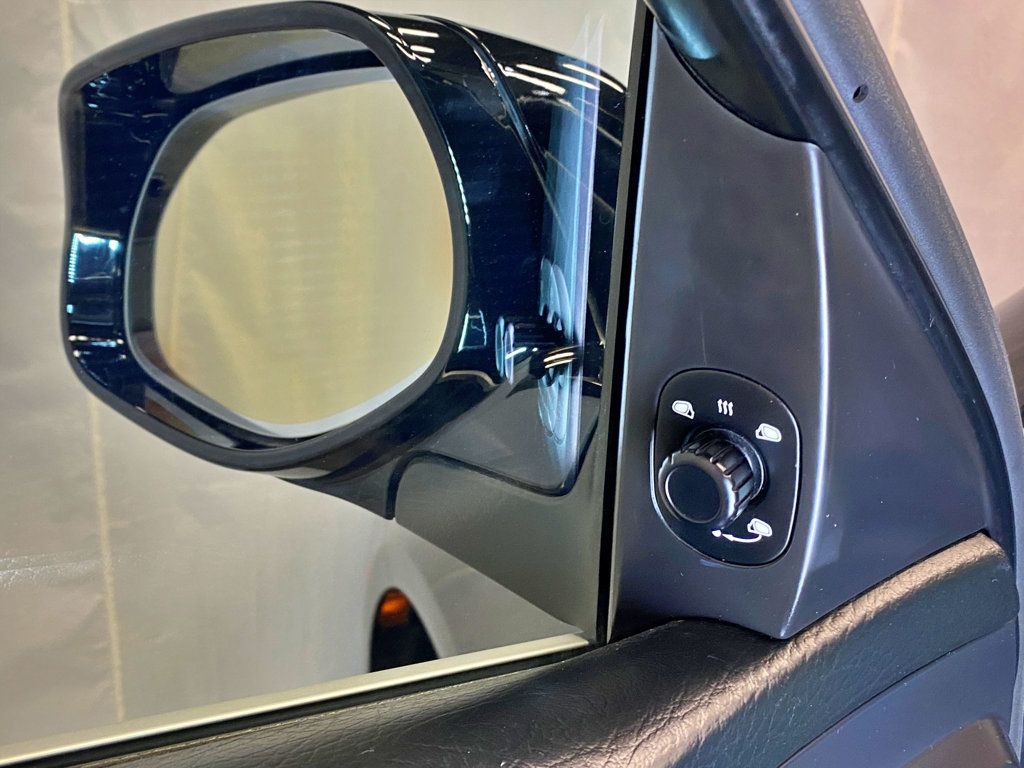 2008 Porsche Cayenne Base Trim - 23002998 - 20