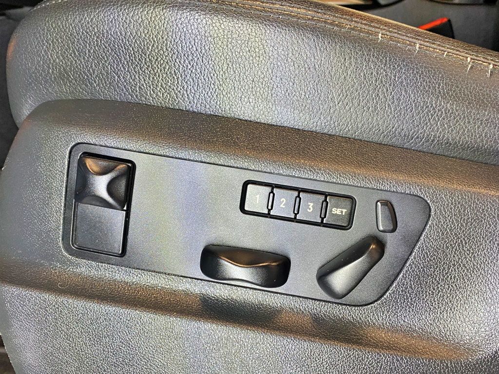 2008 Porsche Cayenne Base Trim - 23002998 - 23