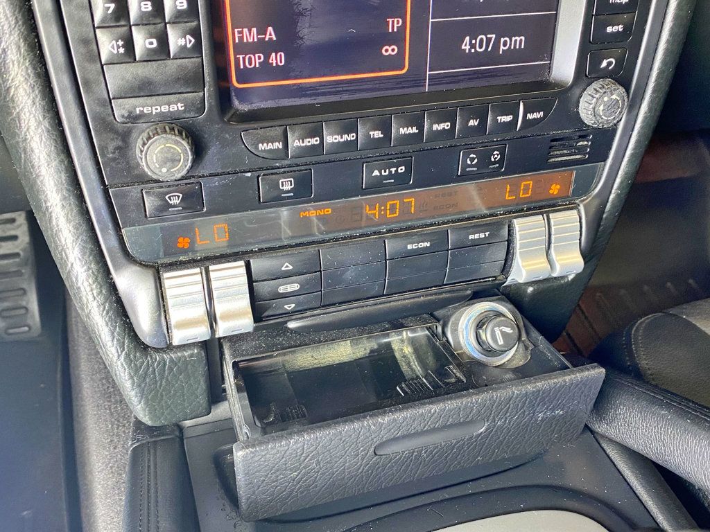 2008 Porsche Cayenne Base Trim - 23002998 - 33