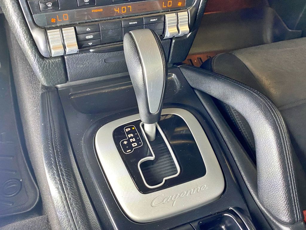 2008 Porsche Cayenne Base Trim - 23002998 - 34