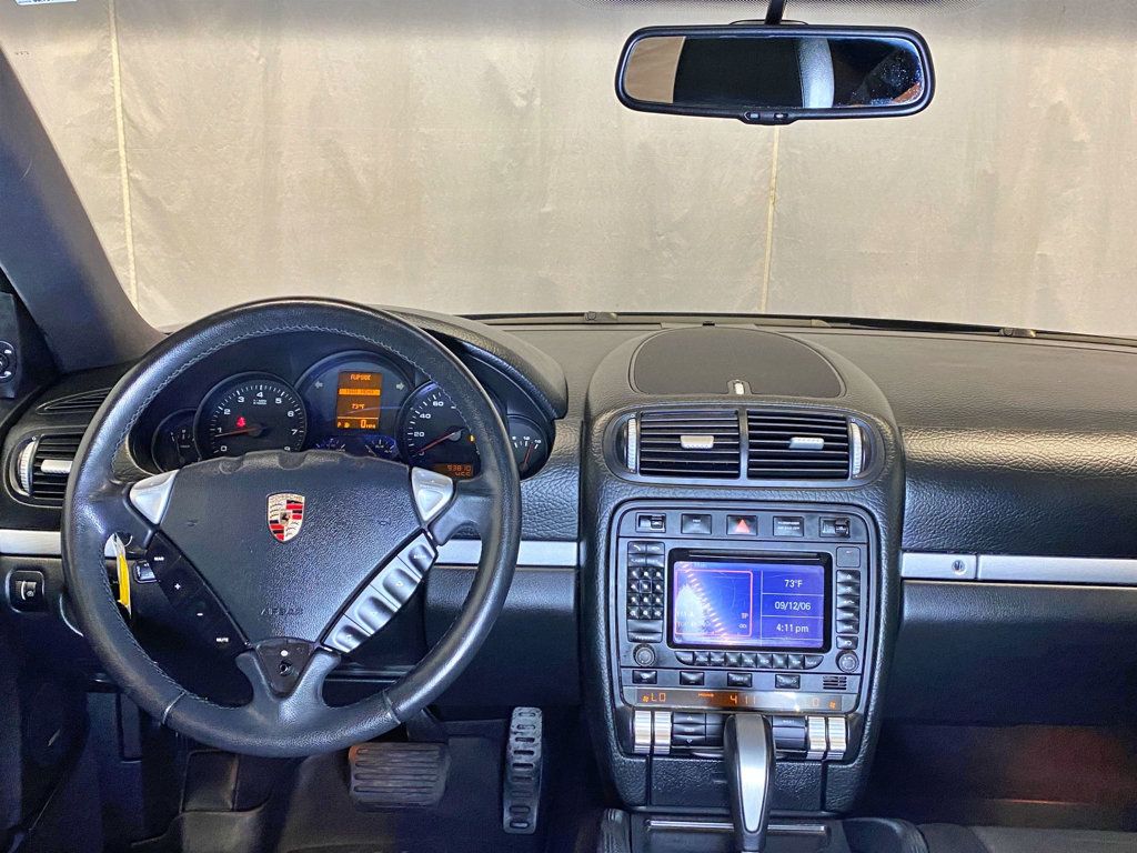 2008 Porsche Cayenne Base Trim - 23002998 - 44